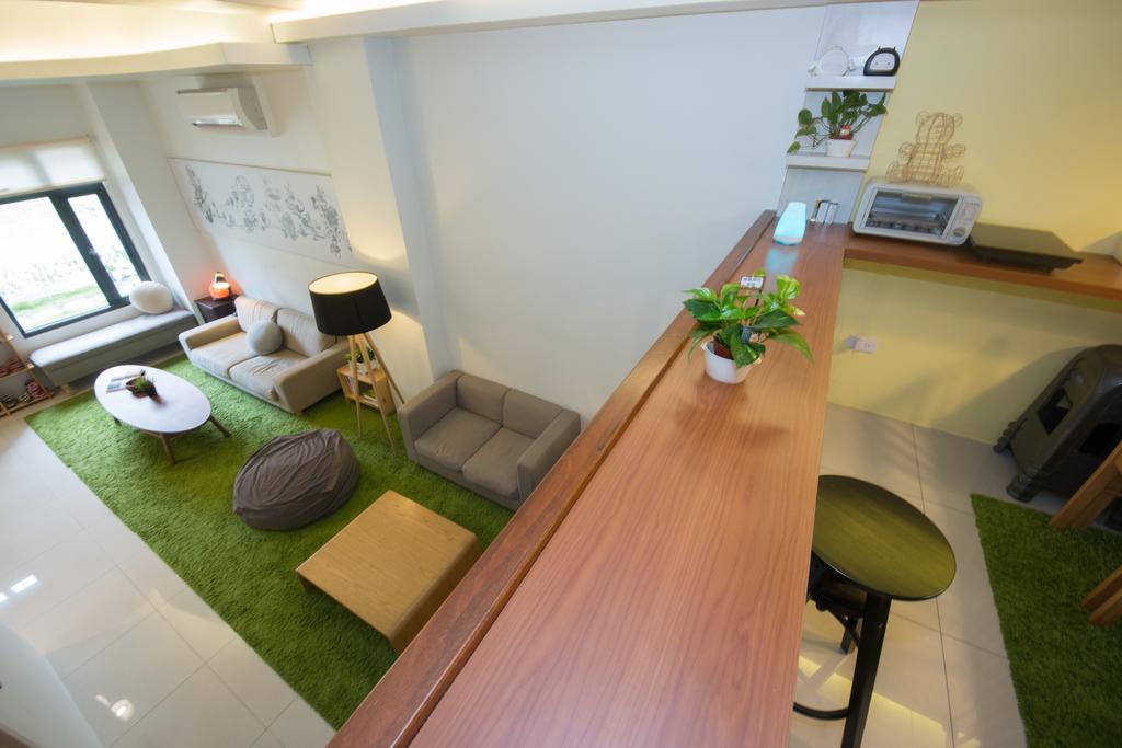 極簡旅行民宿 Simple Travel B&B Wujie Esterno foto